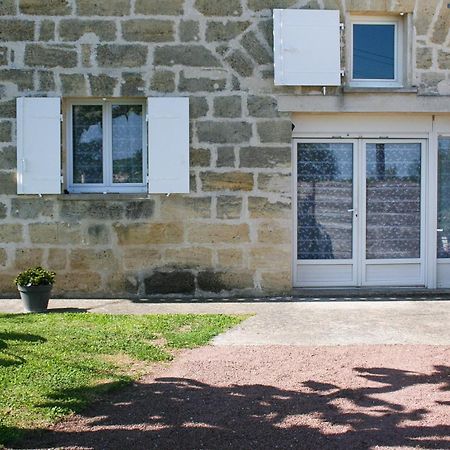 Gite De Catherine Saint-Christophe-des-Bardes Exterior photo